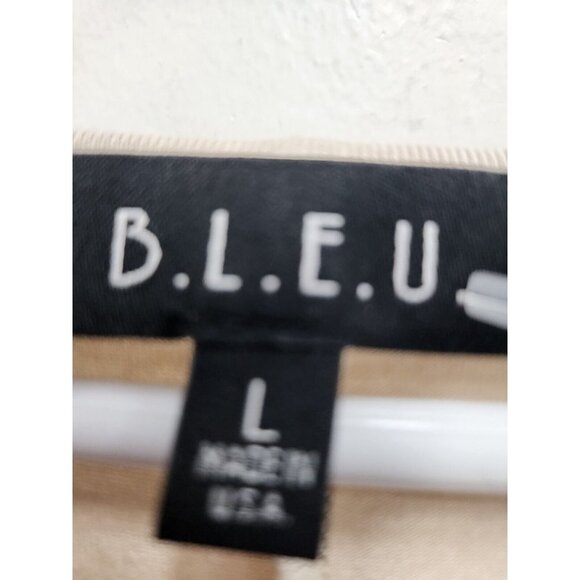 Bleu Womens Tunic Top Size Large Cream Animal Print Dolman Sleeve Embellished - Picture 3 of 6